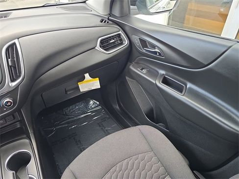 Certified 2019 Chevrolet Equinox LT image 14