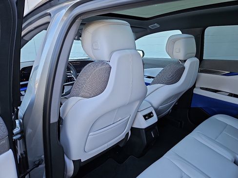 New 2026 Cadillac Optiq Sport 1 image 7