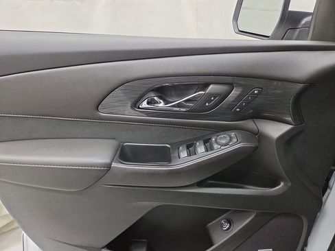 Used 2023 Chevrolet Traverse High Country w/ LPO, Floor Liner Package AWD/4WD image 22