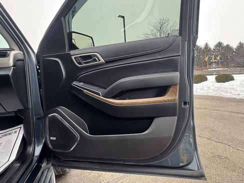 Used 2019 GMC Yukon XL Denali w/ Open Road Package image 48