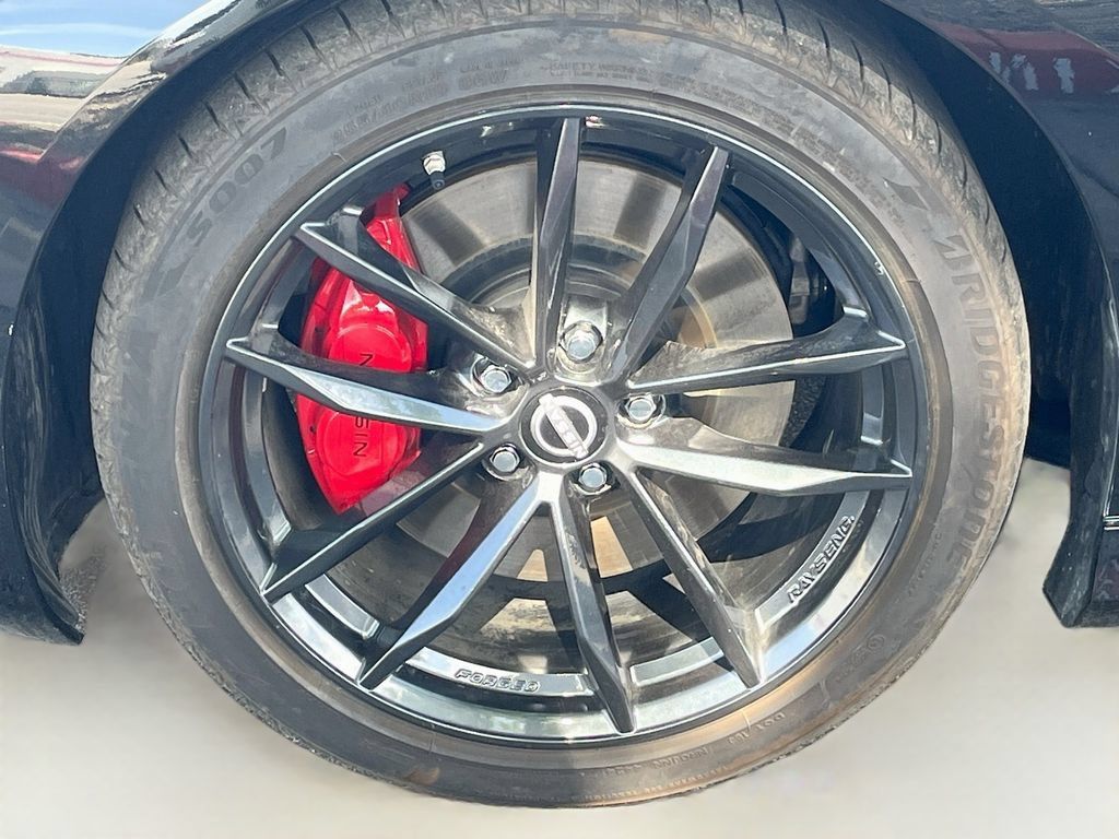 Used 2025 Nissan Z Performance w/ Floor Mat Package RWD image 28