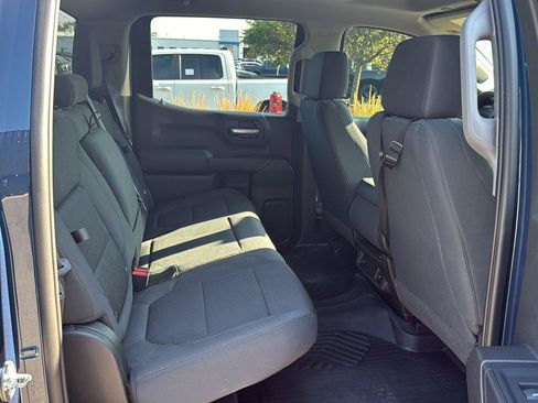 Used 2021 Chevrolet Silverado 1500 Custom w/ Custom Max Trailering Package AWD/4WD image 11