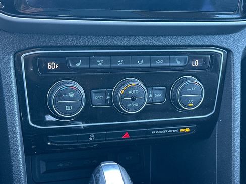 Used 2023 Volkswagen Atlas SE image 20