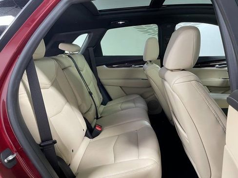 Used 2017 Cadillac XT5 Luxury w/ Driver Awareness Package AWD/4WD image 22