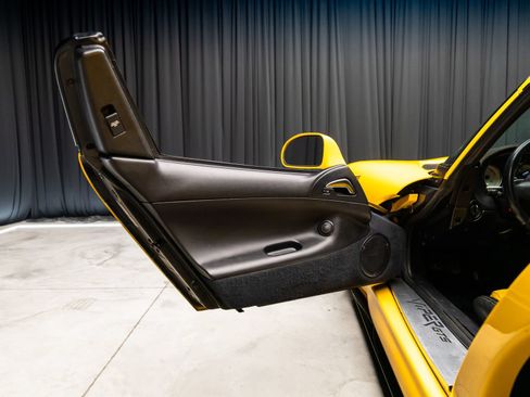 Used 2001 Dodge Viper GTS RWD image 60