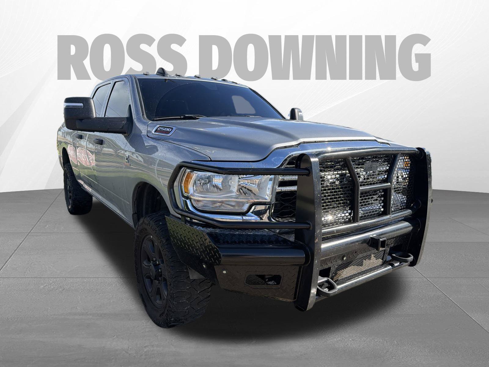 Used 2024 RAM 2500 Tradesman w/ Chrome Appearance Group AWD/4WD image 3