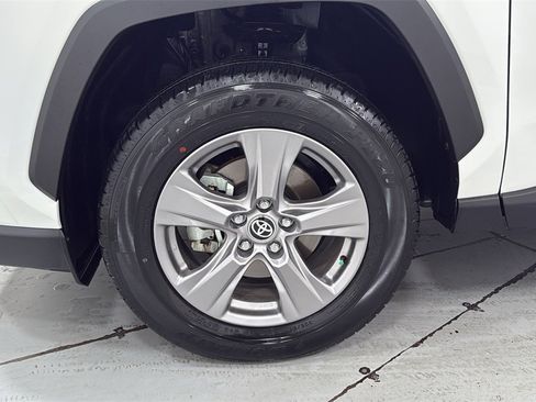 Certified 2025 Toyota RAV4 LE image 24