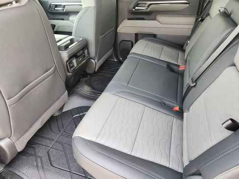 New 2026 Chevrolet Silverado 2500 ZR2 image 31