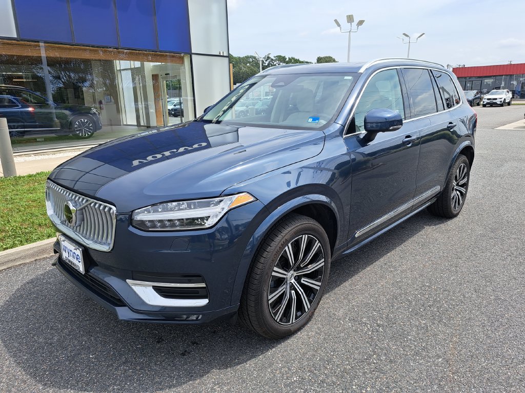 Used 2024 Volvo XC90 B6 Plus w/ Protection Package Premier AWD/4WD image 2