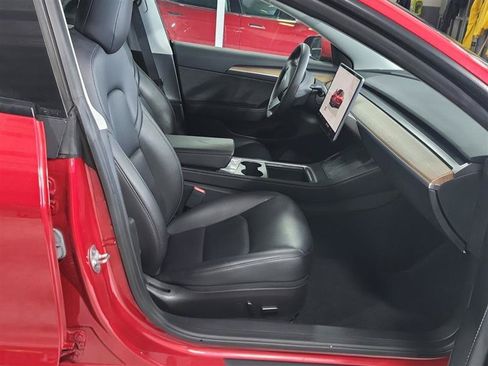 Used 2022 Tesla Model 3 Long Range AWD/4WD image 7