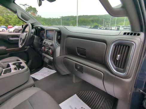 Certified 2022 Chevrolet Silverado 1500 LT image 28