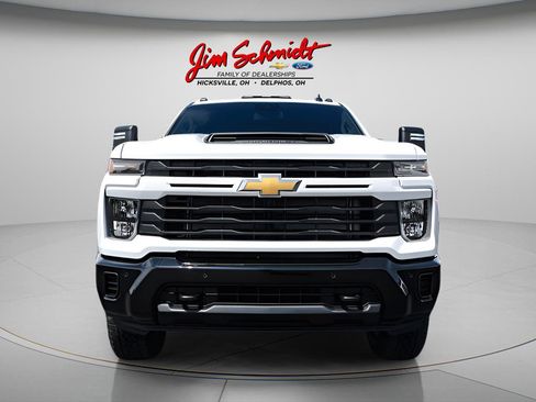 New 2026 Chevrolet Silverado 2500 Custom w/ Custom Value Package AWD/4WD image 2