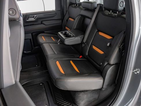 Used 2024 GMC Sierra 2500 AT4 w/ AT4 Premium Plus Package image 38