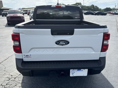 Certified 2026 Ford Maverick Lariat w/ Black Appearance Package AWD/4WD image 6