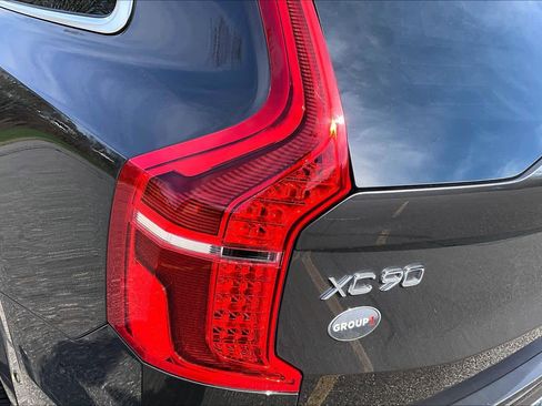 Used 2024 Volvo XC90 T8 Plus w/ Protection Package AWD/4WD image 28