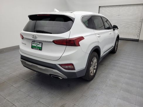 Used 2019 Hyundai Santa Fe SEL image 9