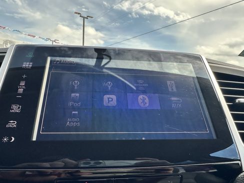 Used 2016 Honda Pilot EX-L image 25