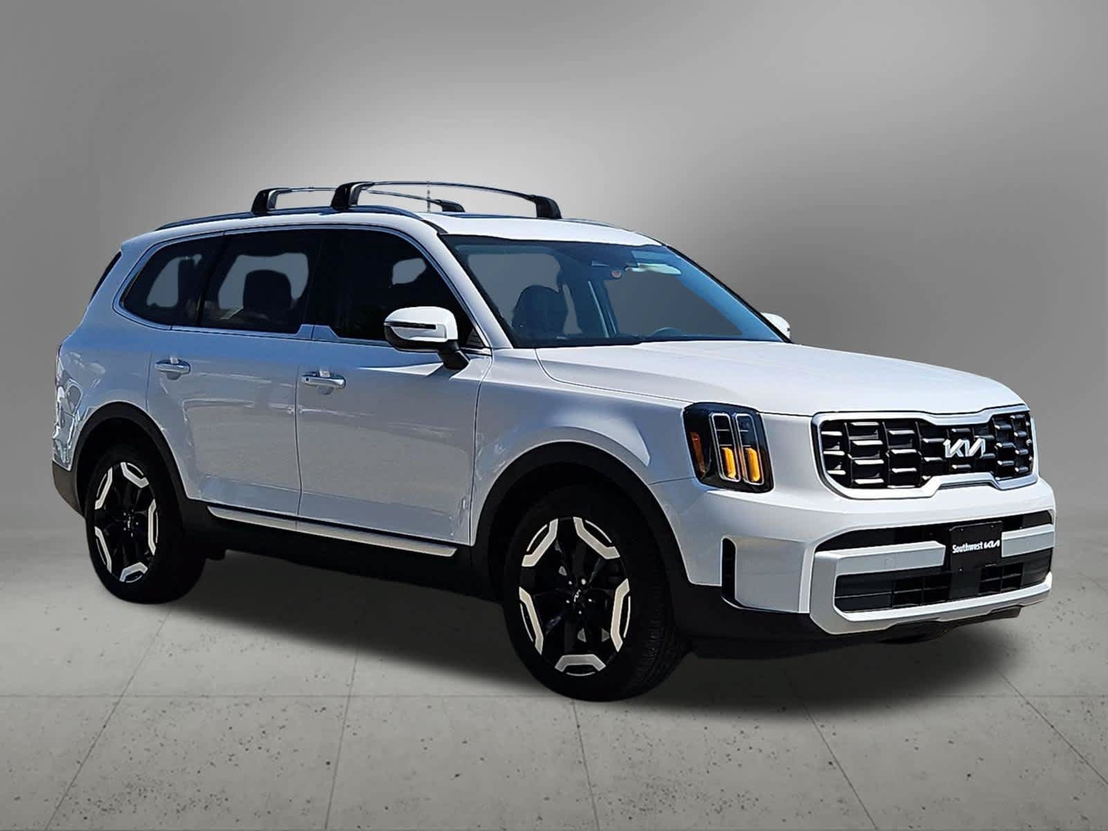 Certified 2024 Kia Telluride S w/ S Sunroof Package FWD image 8