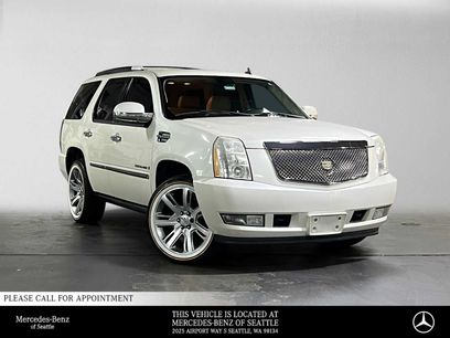 Used 2007 Cadillac Escalade AWD w/ Information Package