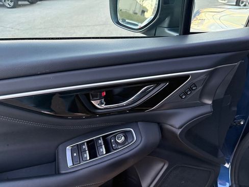 Used 2020 Subaru Outback Limited image 11