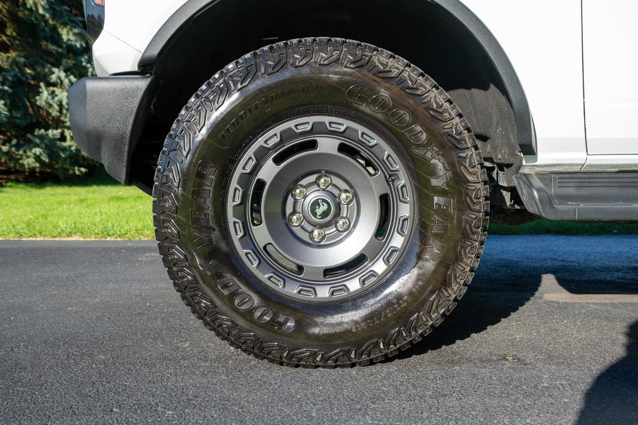 Used 2025 Ford Bronco Outer Banks w/ Sasquatch Package AWD/4WD image 10