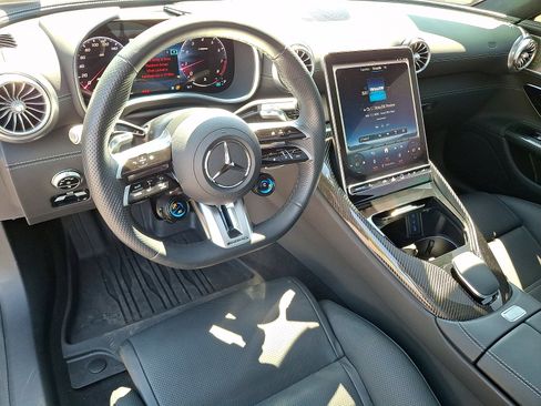 Used 2025 Mercedes-Benz AMG GT 63 image 10