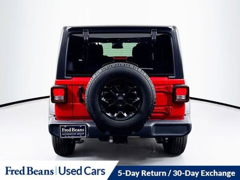 Used 2024 Jeep Wrangler Sport S image 6