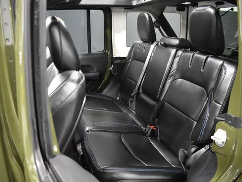 Used 2024 Jeep Wrangler High Altitude AWD/4WD image 35