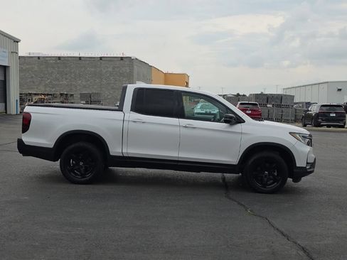 Used 2023 Honda Ridgeline Black Edition image 11