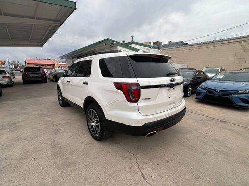 Used 2017 Ford Explorer Sport w/ Equipment Group 401A AWD/4WD image 6