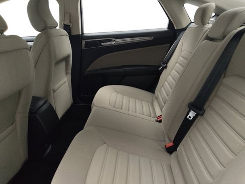 Used 2018 Ford Fusion S FWD image 18