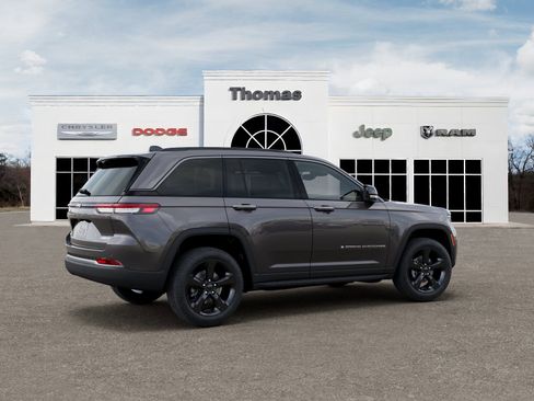 New 2026 Jeep Grand Cherokee Limited image 4