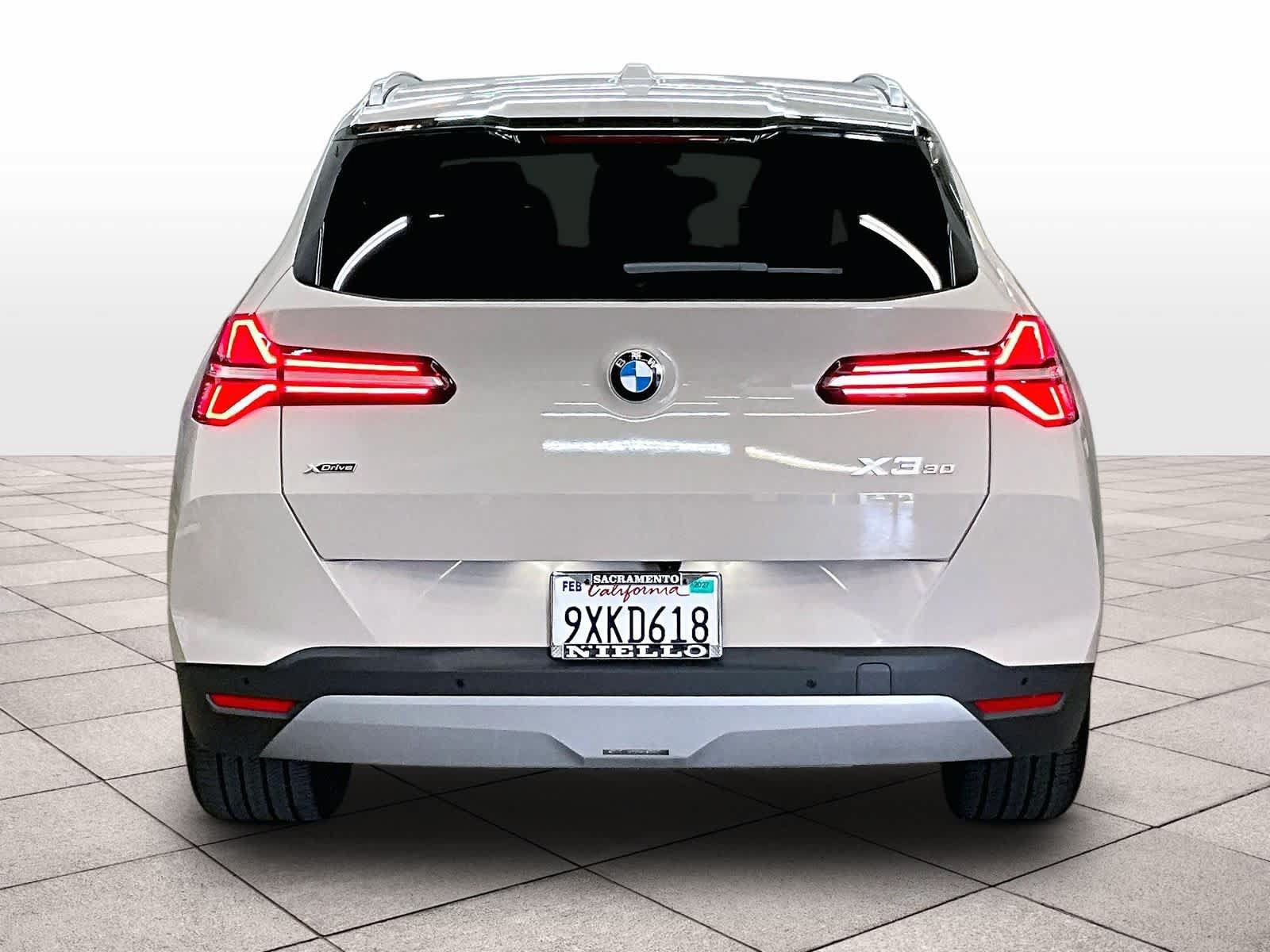Used 2026 BMW X3 xDrive30i w/ Premium Package AWD/4WD image 8