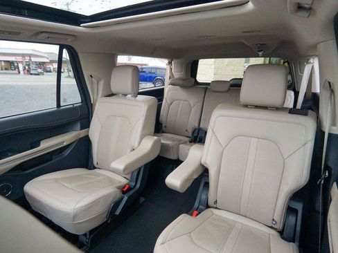 Used 2024 Ford Expedition Max Limited AWD/4WD image 40