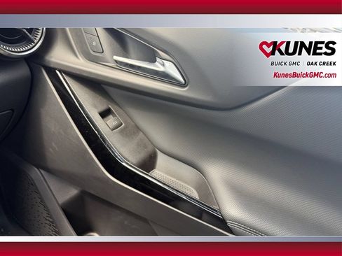 Used 2025 Chevrolet Equinox LT w/ Convenience Package II AWD/4WD image 39