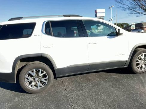 Used 2020 GMC Acadia SLE w/ Driver Convenience Package FWD image 9