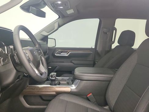 Used 2025 Chevrolet Silverado 1500 RST w/ Convenience Package II AWD/4WD image 15