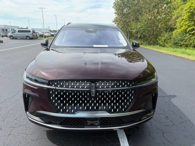 Used 2024 Lincoln Nautilus Reserve AWD/4WD image 6