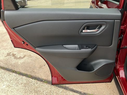 New 2026 Nissan Rogue SV FWD image 17