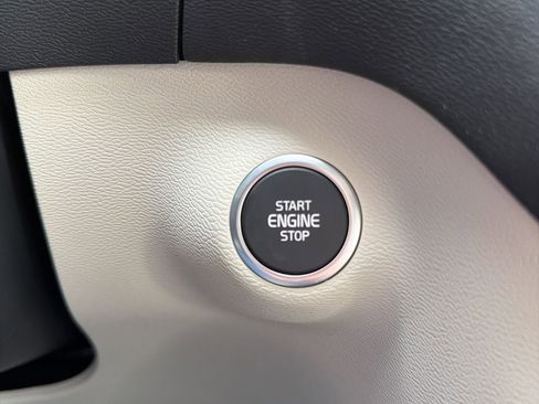 New 2026 Volvo XC40 B5 Plus w/ Protection Package Premier image 28