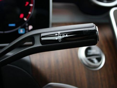 New 2025 Mercedes-Benz C 300 4MATIC Sedan image 19