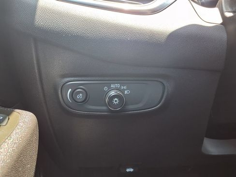 Used 2024 Chevrolet Equinox LT FWD image 31