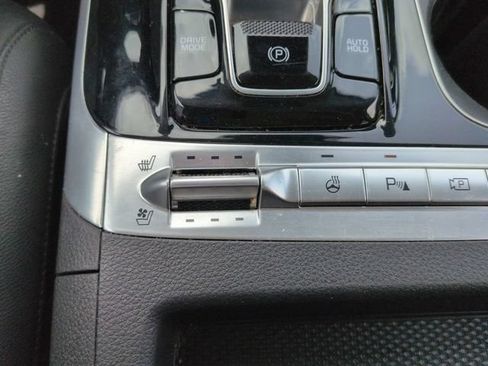 Used 2024 Kia Carnival SX Prestige FWD image 31