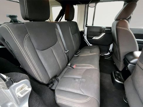Used 2014 Jeep Wrangler Unlimited Rubicon w/ Dual Top Group image 19