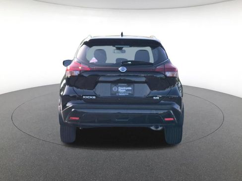 Used 2021 Nissan Kicks SR FWD image 6