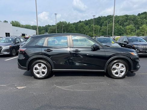 Used 2023 Honda HR-V LX image 6