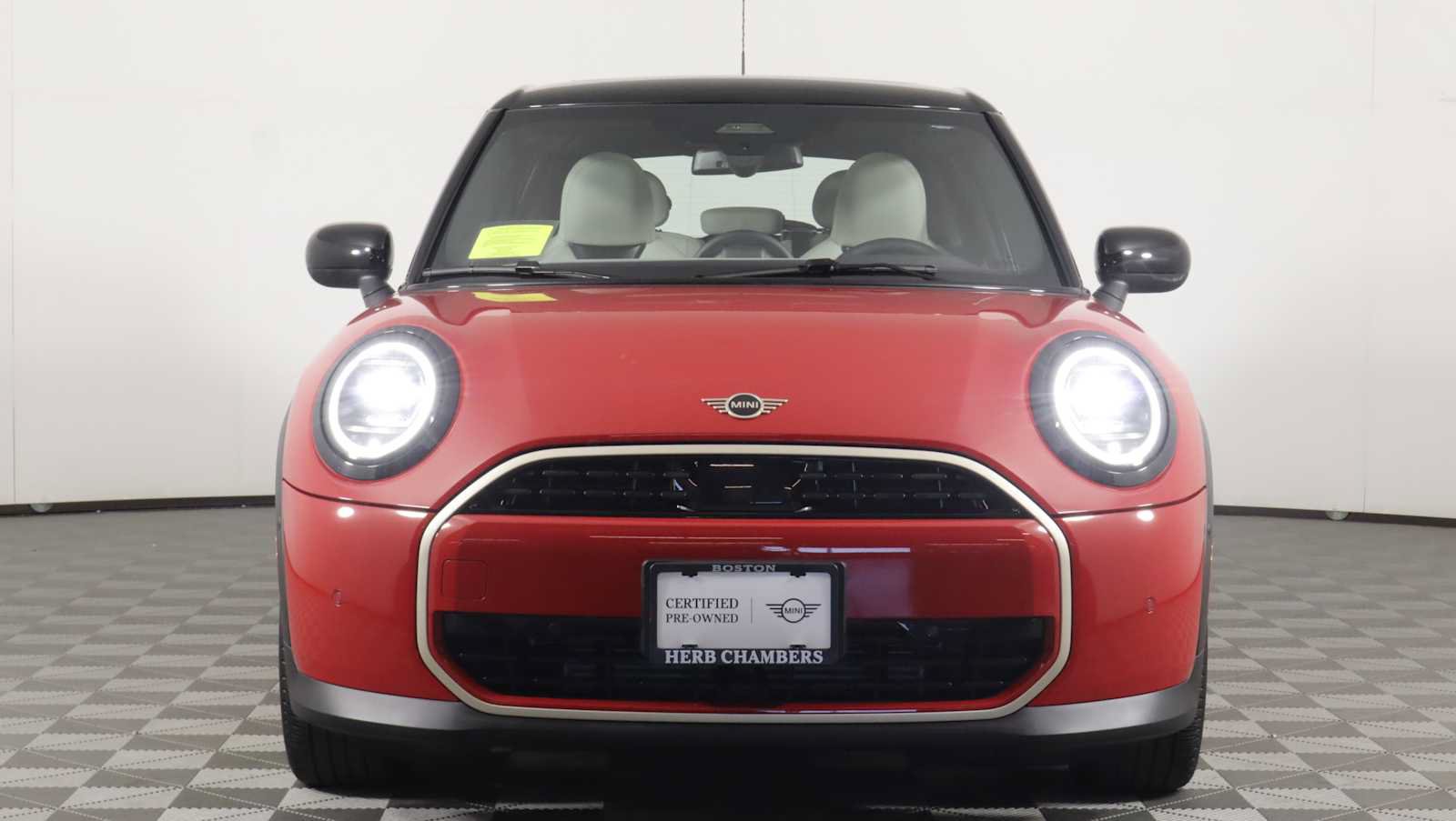 Used 2026 MINI Cooper 4-Door Hardtop FWD image 2