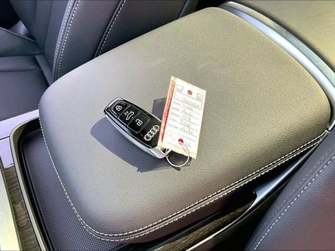 Used 2026 Audi Q7 2.0T Premium Plus w/ Premium Plus Package AWD/4WD image 10