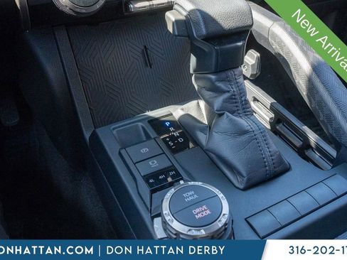 Used 2025 Toyota 4Runner SR5 image 10