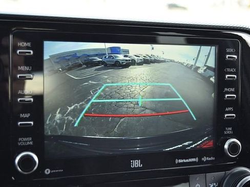 Used 2021 Toyota Highlander XSE image 13